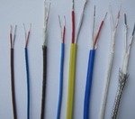 ASTVRP �u0.35mm2�ֺ��E��A�m���t�u